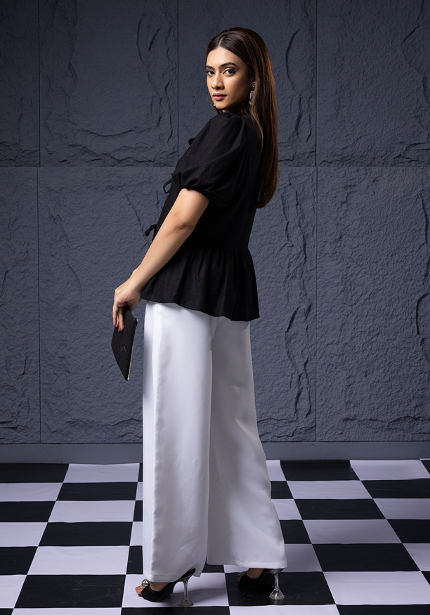 ANDREA FRONT KNOT BLOUSE